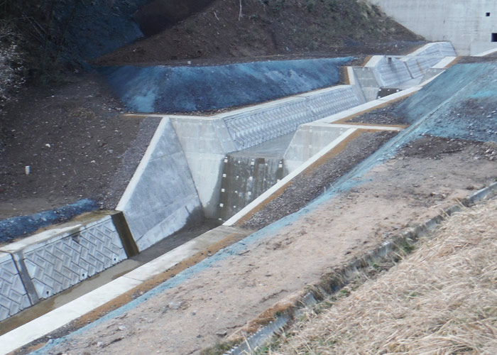 兵庫県豊岡市日高町 株式会社中川建材 砂防工事